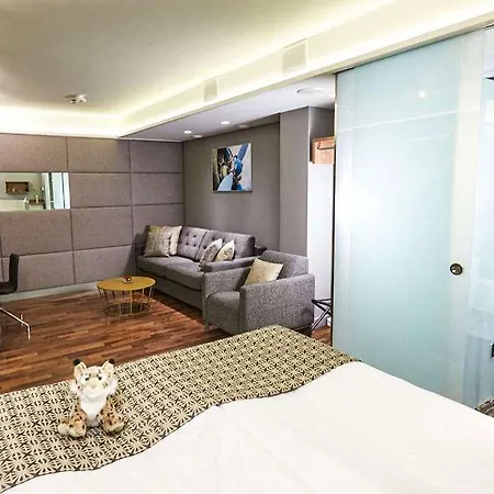 Hotel Comfort Xpress Helsinki Airport Terminal 3*