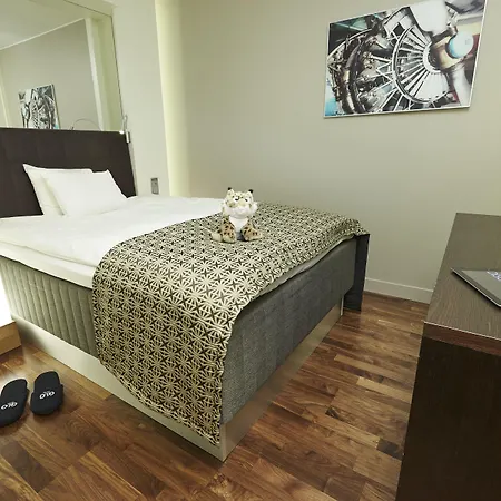Comfort Xpress Helsinki Airport Terminal Hotel