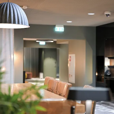 Comfort Xpress Helsinki Airport Terminal 3*