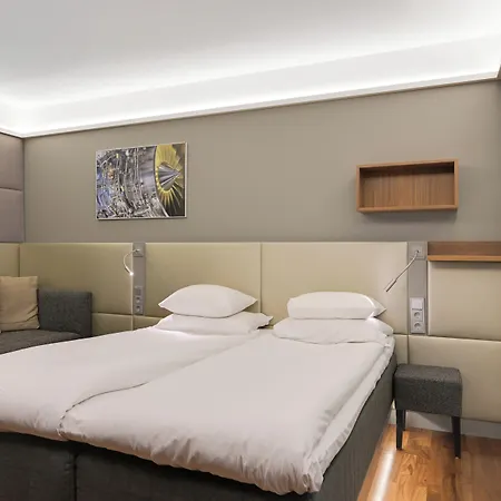 Comfort Xpress Helsinki Airport Terminal Hotel 3*