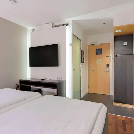 Hotell Comfort Xpress Helsinki Airport Terminal Vanda