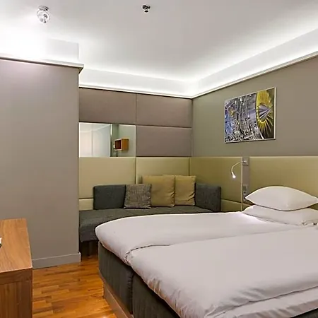 Hotel Comfort Xpress Helsinki Airport Terminal 3*