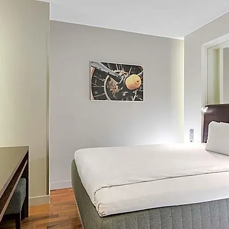 Hotel Comfort Xpress Helsinki Airport Terminal Vantaa