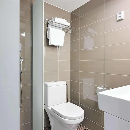 Hotel Comfort Xpress Helsinki Airport Terminal