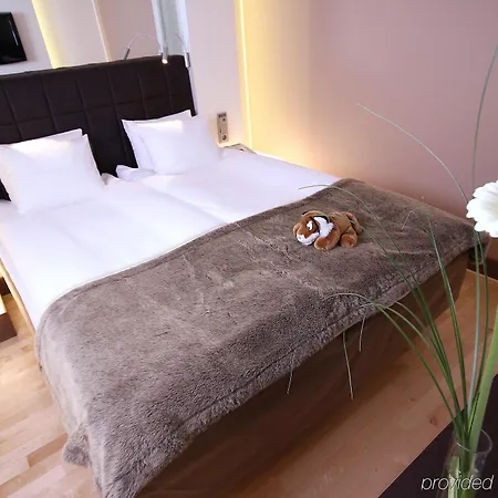 Hotel Comfort Xpress Helsinki Airport Terminal 3*