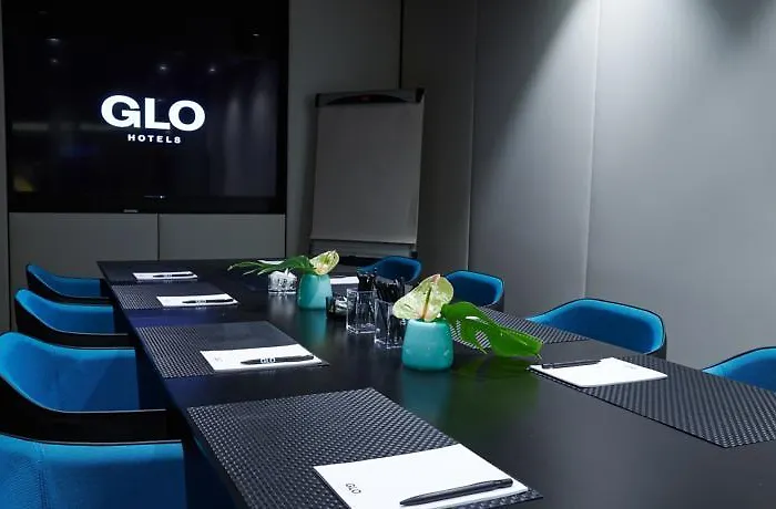 Отель Comfort Xpress Helsinki Airport Terminal