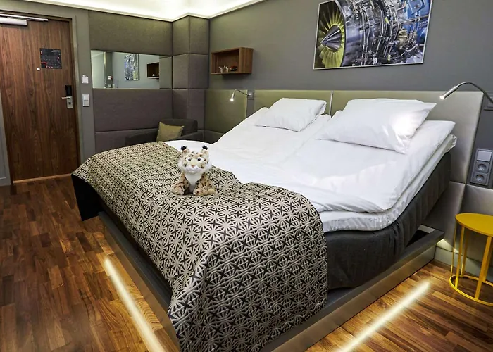 Отель Comfort Xpress Helsinki Airport Terminal Вантаа