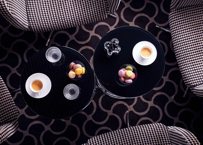 Comfort Xpress Helsinki Airport Terminal Отель 3*