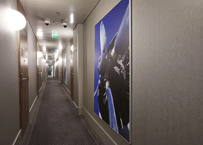 Comfort Xpress Helsinki Airport Terminal 3*