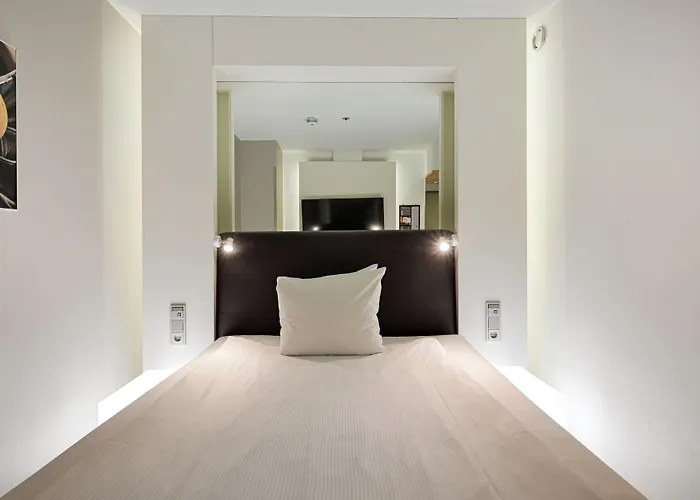 Comfort Xpress Helsinki Airport Terminal 3*