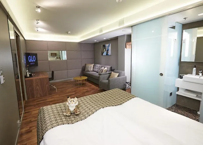 Comfort Xpress Helsinki Airport Terminal Hotel 3*