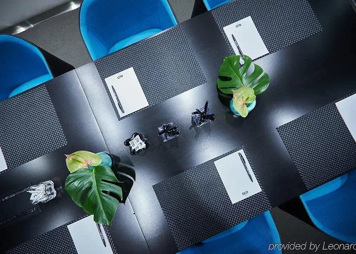 Comfort Xpress Helsinki Airport Terminal Отель Вантаа