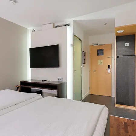 Hotel Comfort Xpress Helsinki Airport Terminal 3*