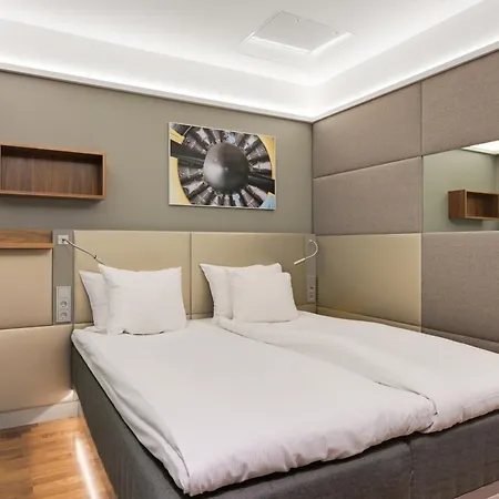Hotel Comfort Xpress Helsinki Airport Terminal Vantaa