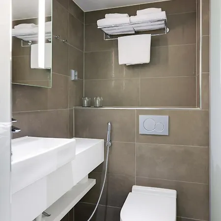 Hotel Comfort Xpress Helsinki Airport Terminal