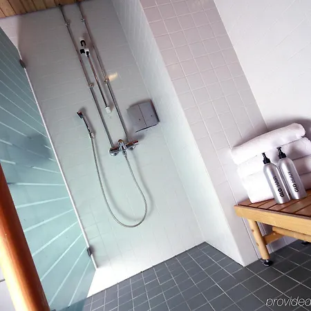 Hotel Comfort Xpress Helsinki Airport Terminal 3*