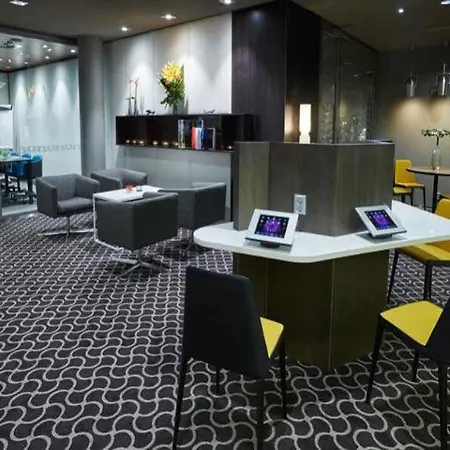 Comfort Xpress Helsinki Airport Terminal Hotel